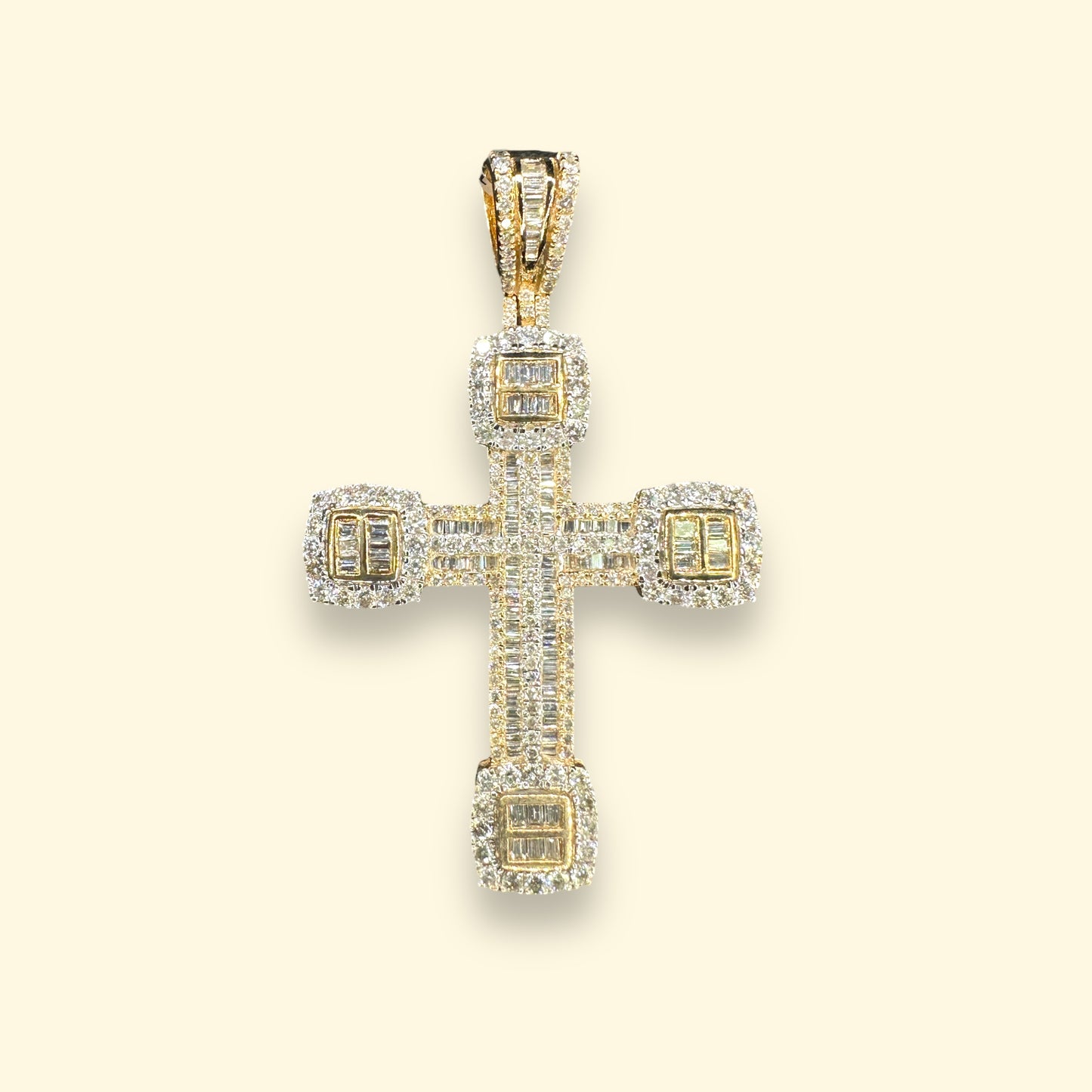 Diamond cross